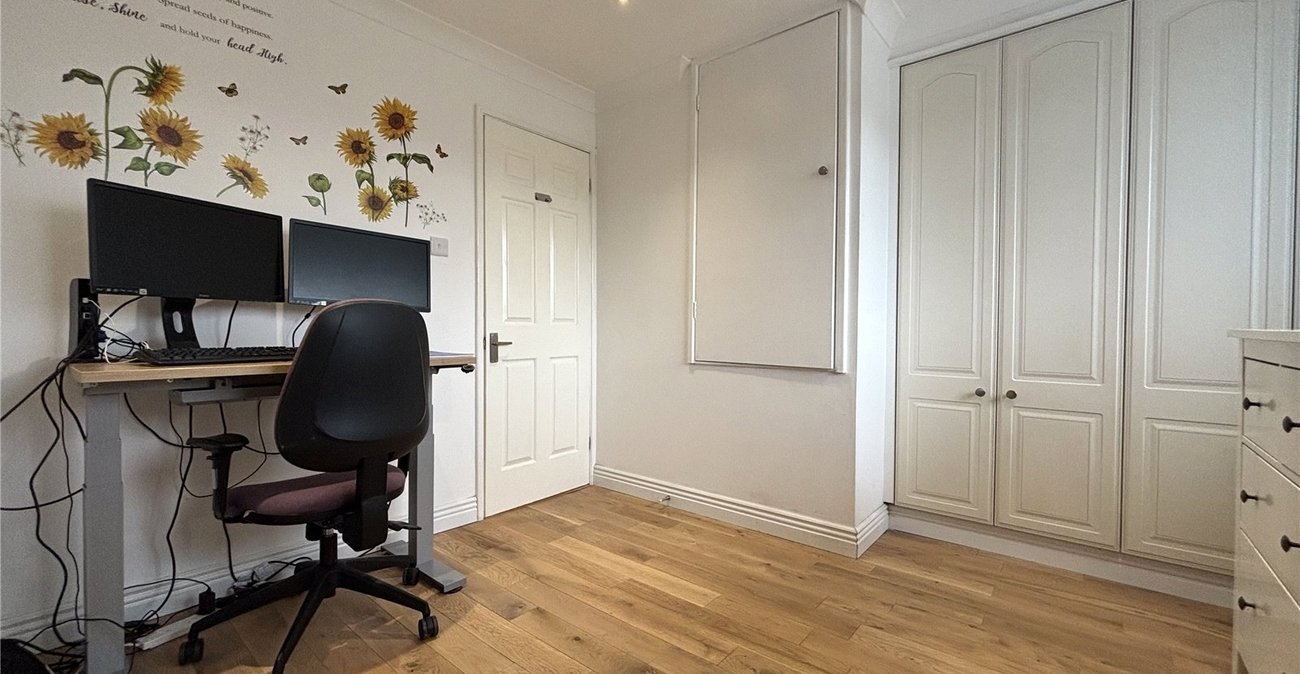 2 bedroom house for sale in Walderslade | Robinson Michael & Jackson