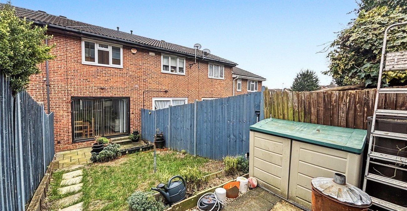 2 bedroom house for sale in Walderslade | Robinson Michael & Jackson