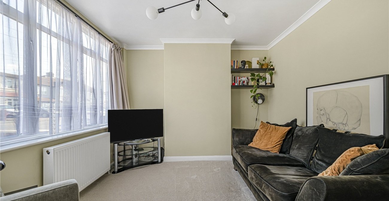 2 bedroom house for sale in South Welling | Robinson Jackson