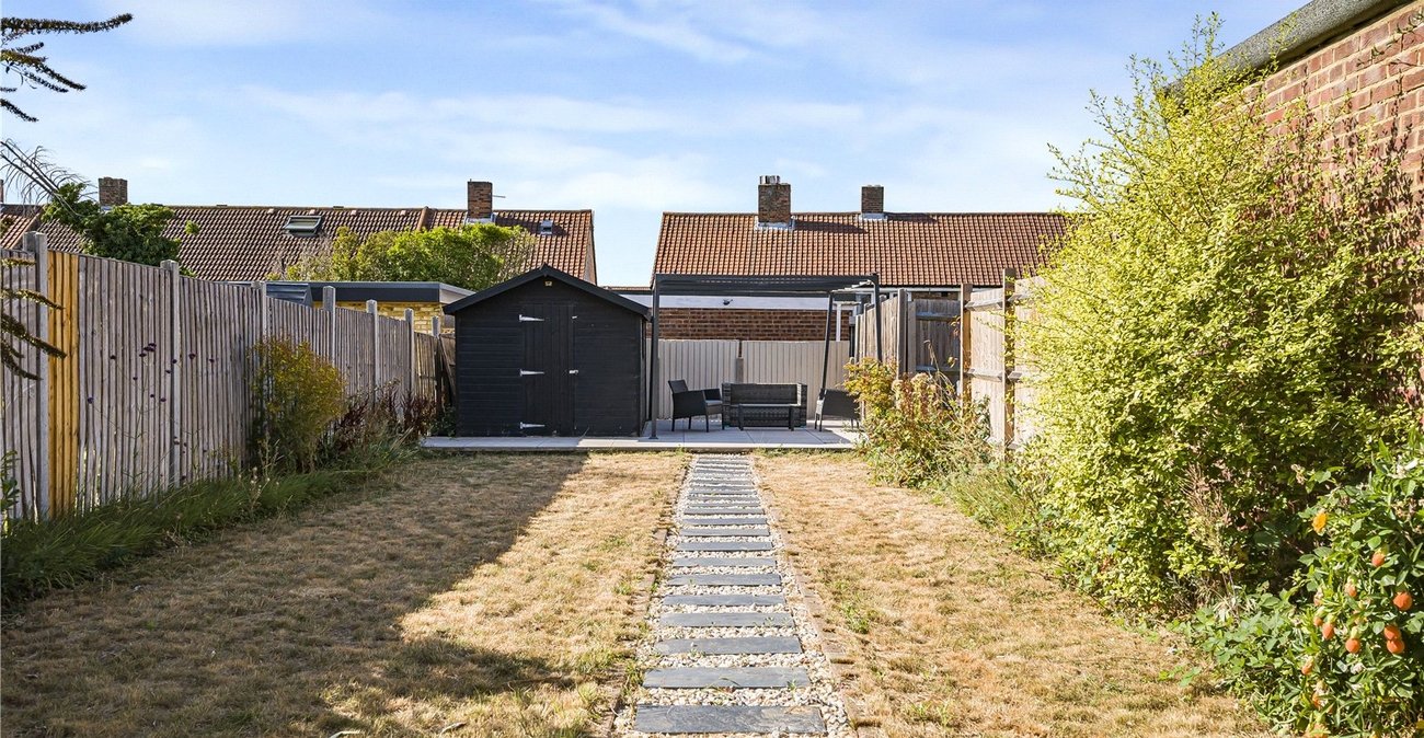 2 bedroom house for sale in South Welling | Robinson Jackson