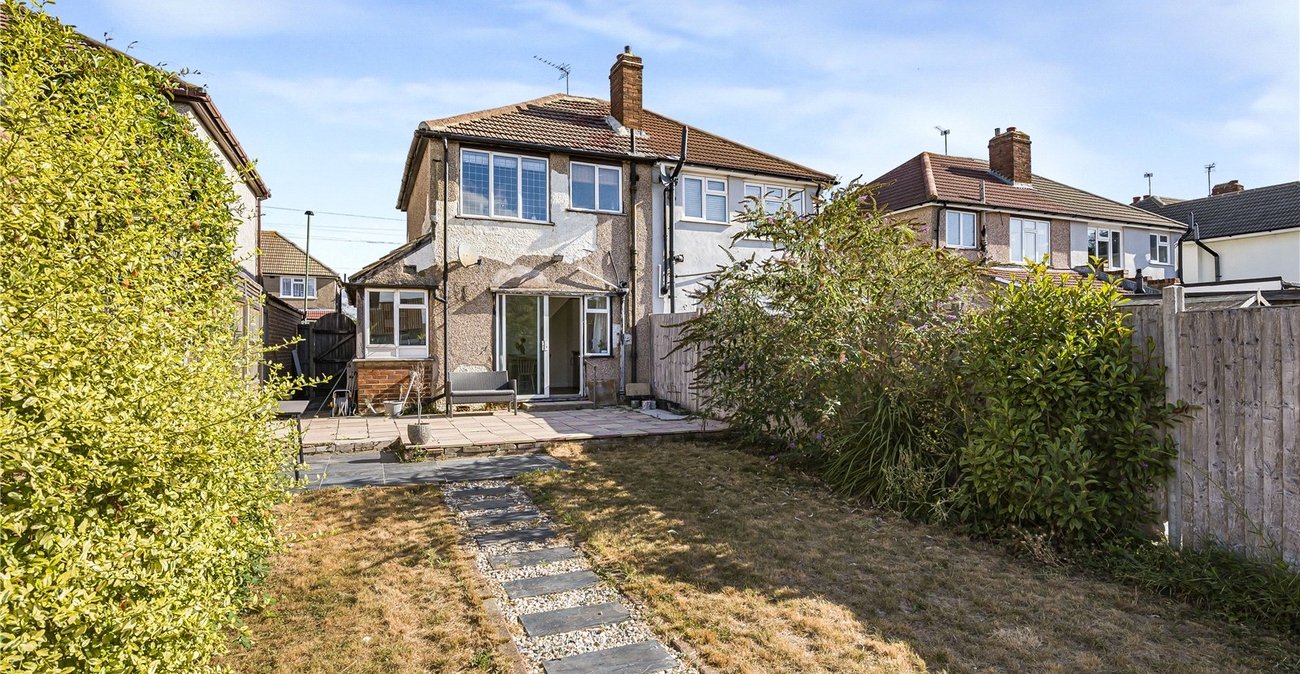 2 bedroom house for sale in South Welling | Robinson Jackson