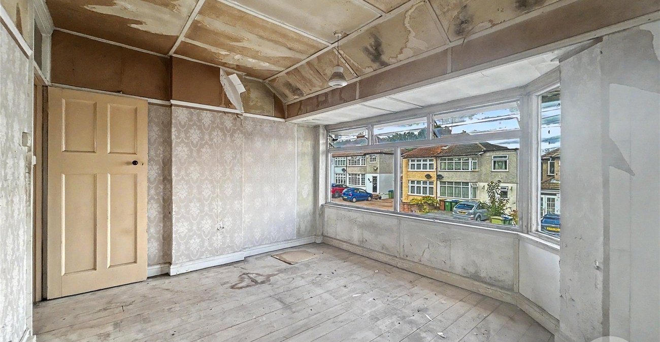2 bedroom house for sale in South Welling | Robinson Jackson