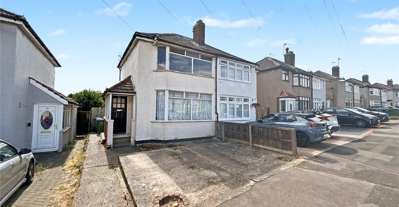2 bedroom house for sale in South Welling | Robinson Jackson