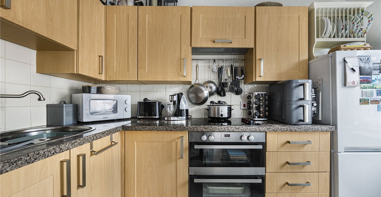 1 bedroom property for sale in The Spinney | Robinson Jackson