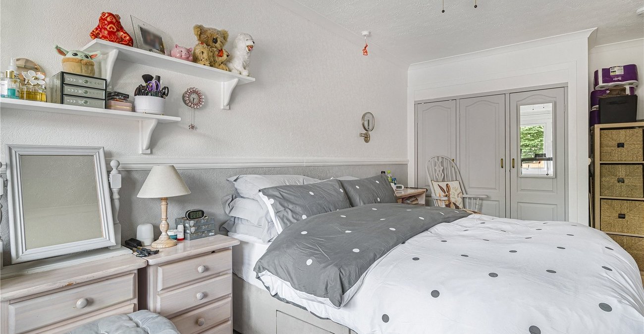 1 bedroom property for sale in The Spinney | Robinson Jackson
