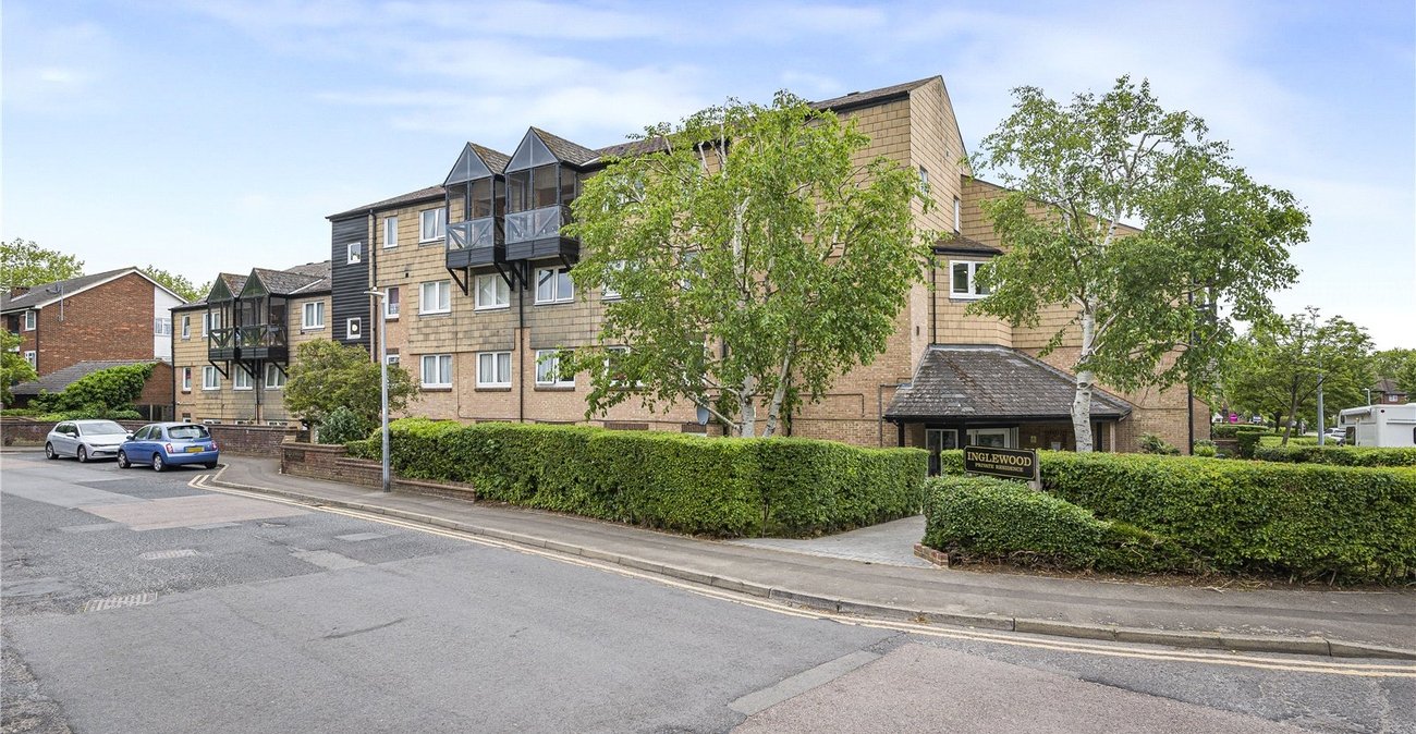 1 bedroom property for sale in The Spinney | Robinson Jackson