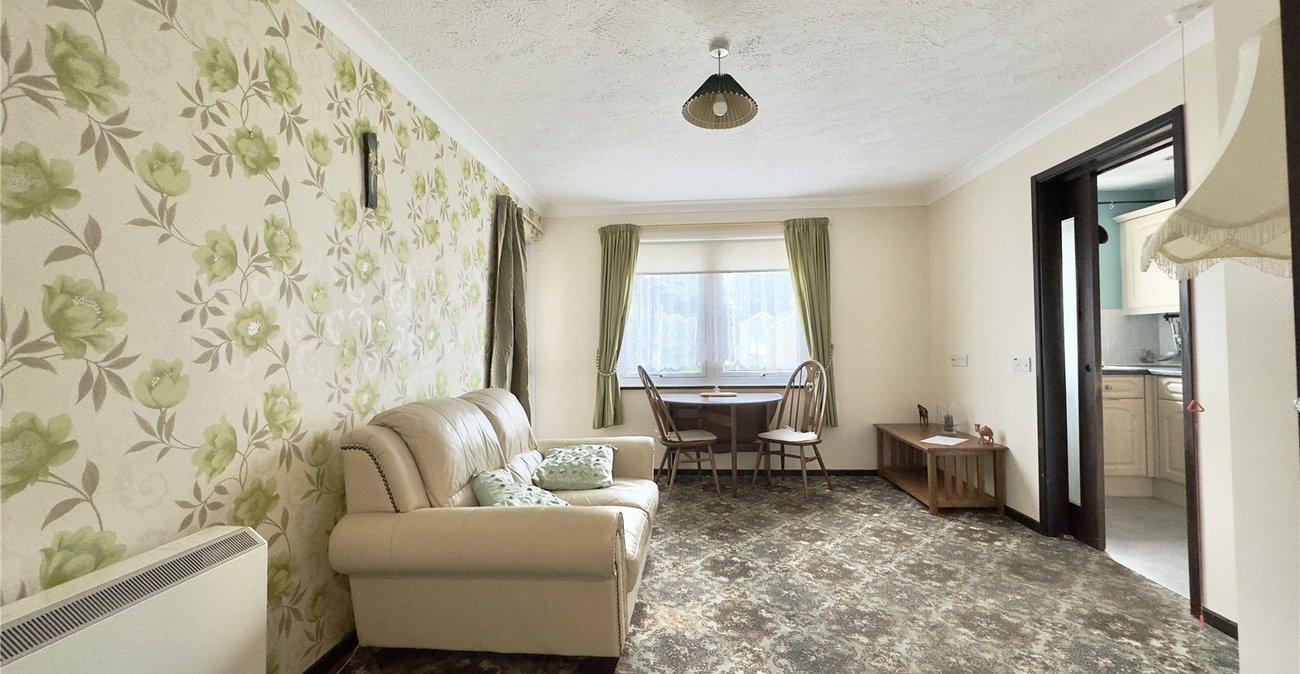 1 bedroom property for sale in The Spinney | Robinson Jackson