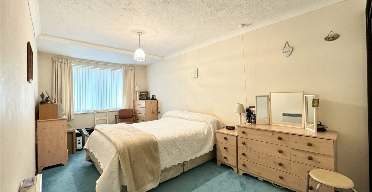 1 bedroom property for sale in The Spinney | Robinson Jackson