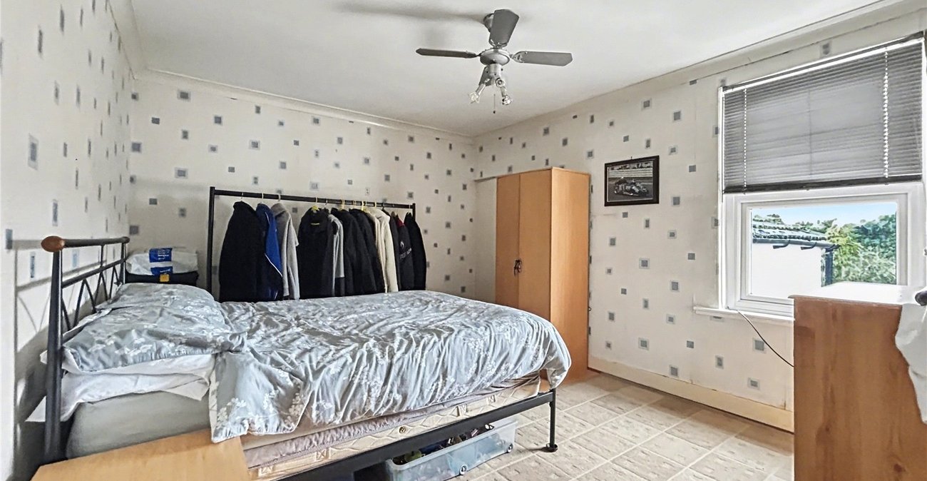 3 bedroom house for sale in Gillingham | Robinson Michael & Jackson