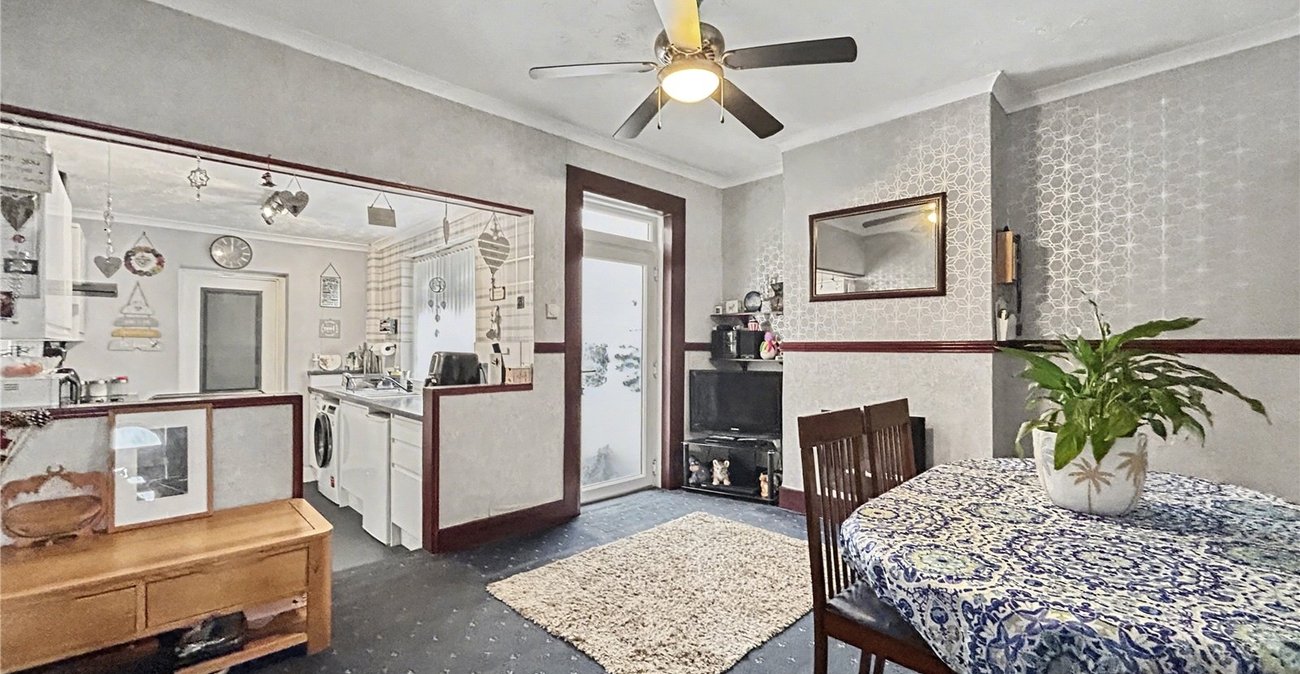 3 bedroom house for sale in Gillingham | Robinson Michael & Jackson