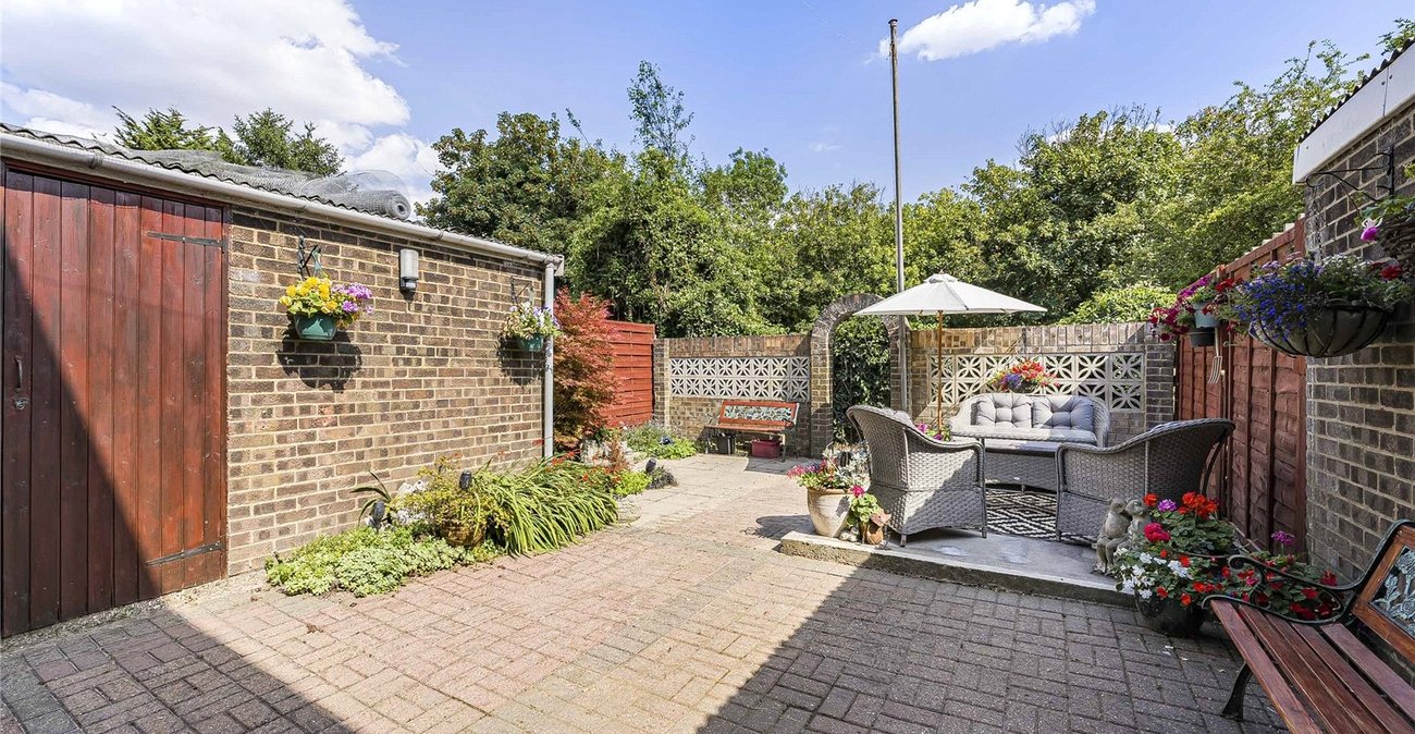 3 bedroom house for sale in Greenhithe | Robinson Jackson