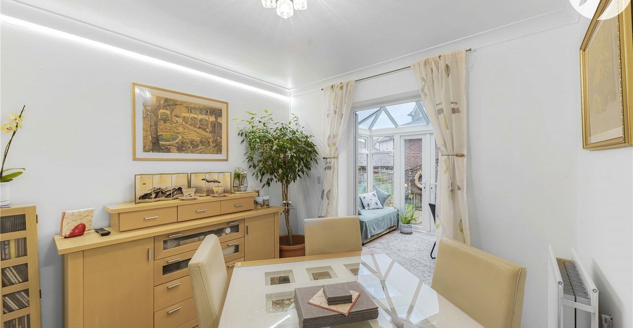 3 bedroom house for sale in Greenhithe | Robinson Jackson