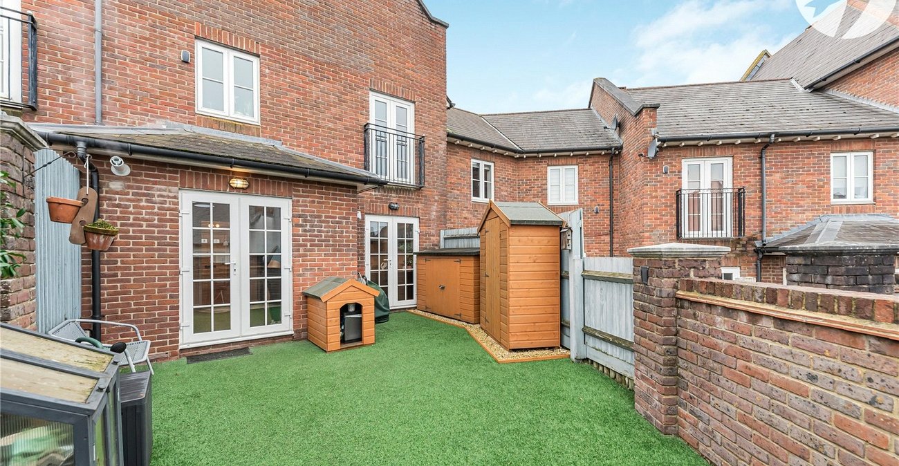 3 bedroom house for sale in Greenhithe | Robinson Jackson