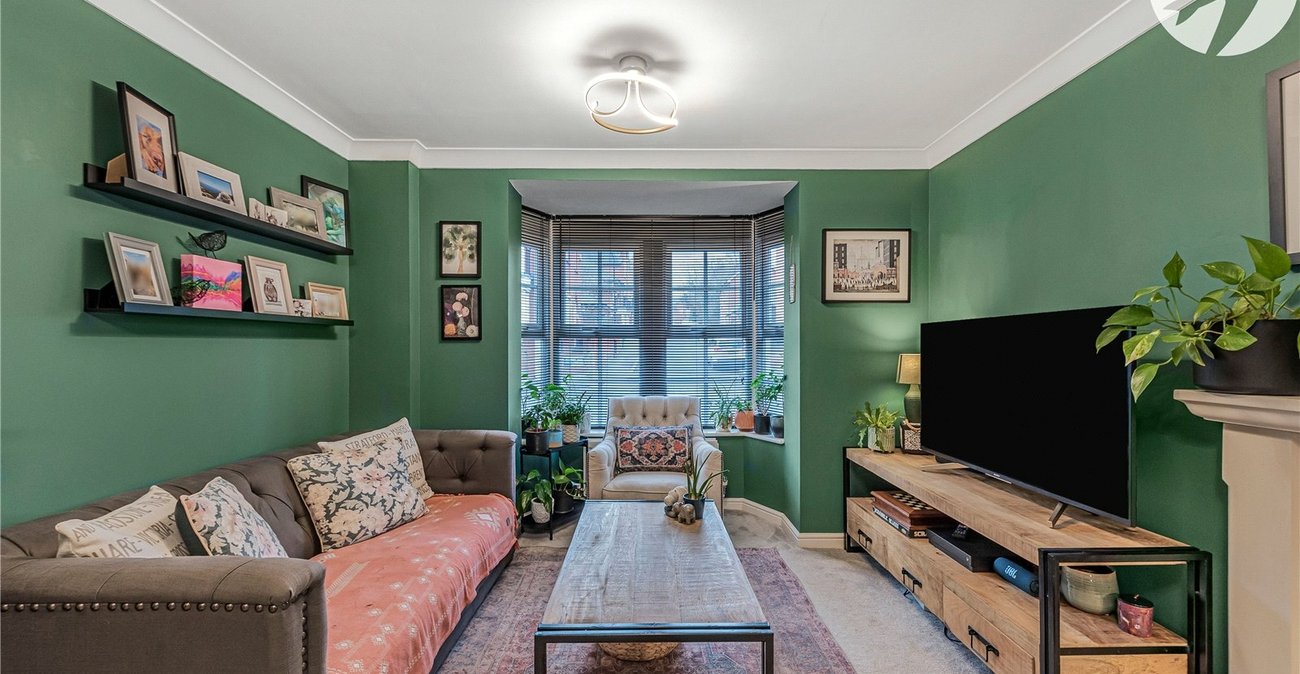 3 bedroom house for sale in Greenhithe | Robinson Jackson