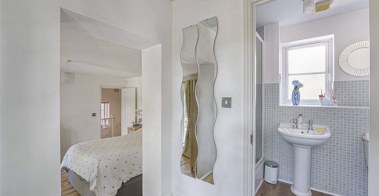 3 bedroom house for sale in Greenhithe | Robinson Jackson