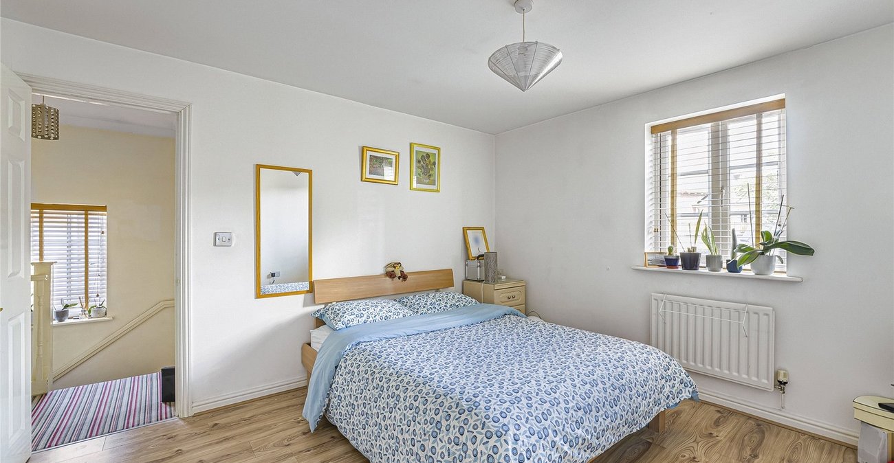 3 bedroom house for sale in Greenhithe | Robinson Jackson
