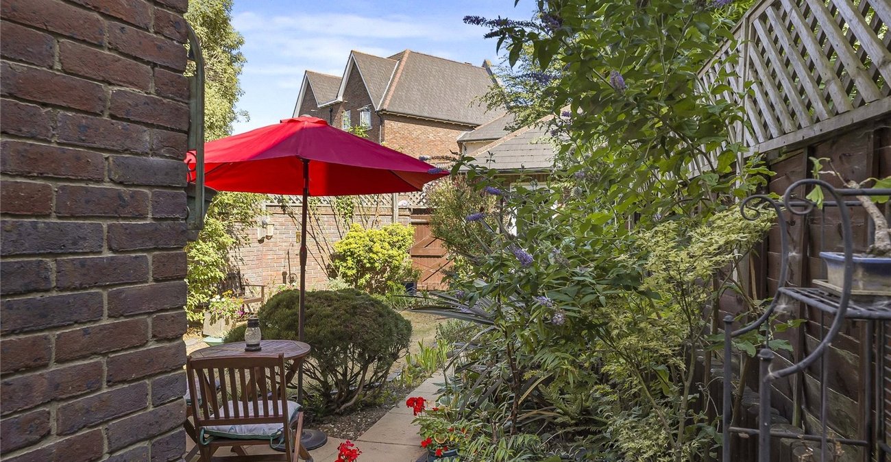 3 bedroom house for sale in Greenhithe | Robinson Jackson