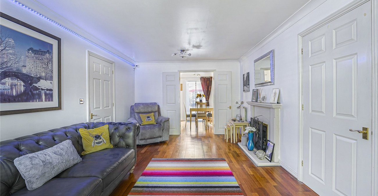 3 bedroom house for sale in Greenhithe | Robinson Jackson