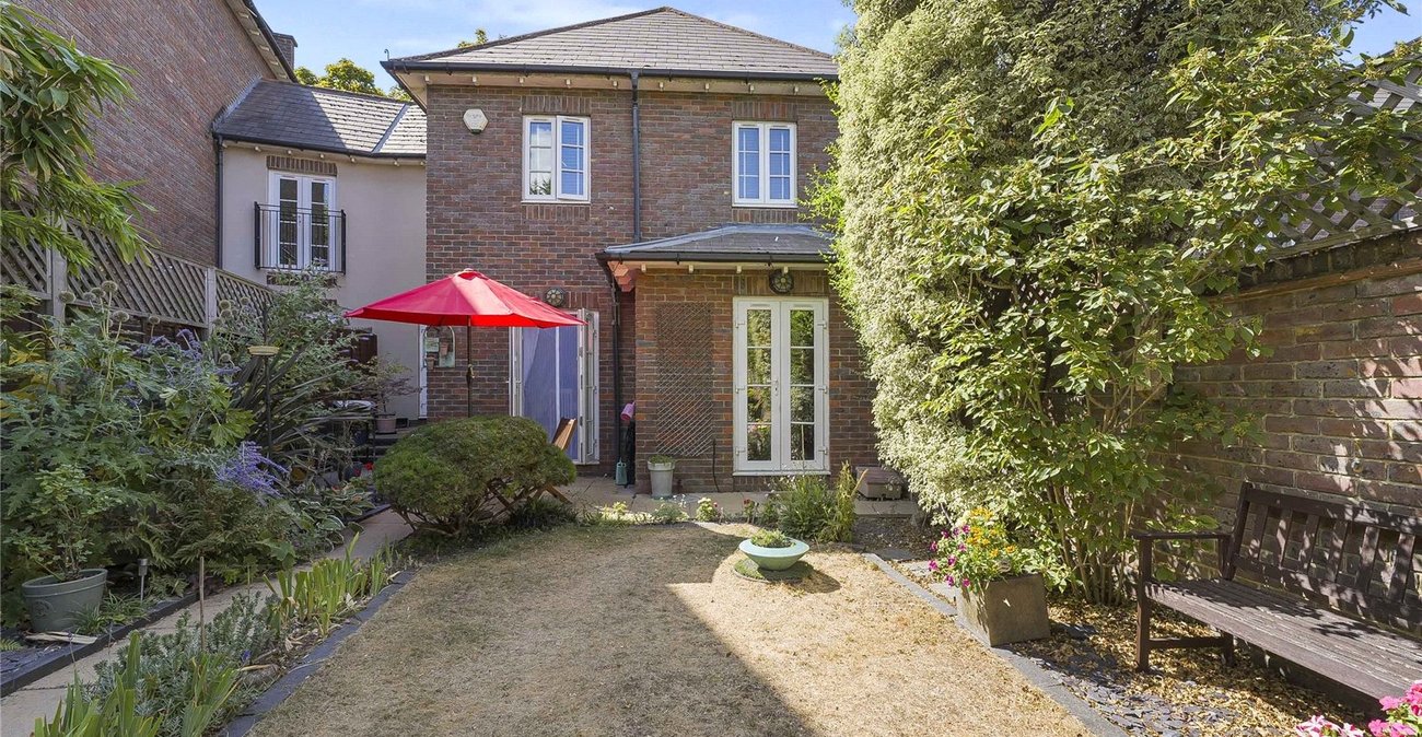 3 bedroom house for sale in Greenhithe | Robinson Jackson