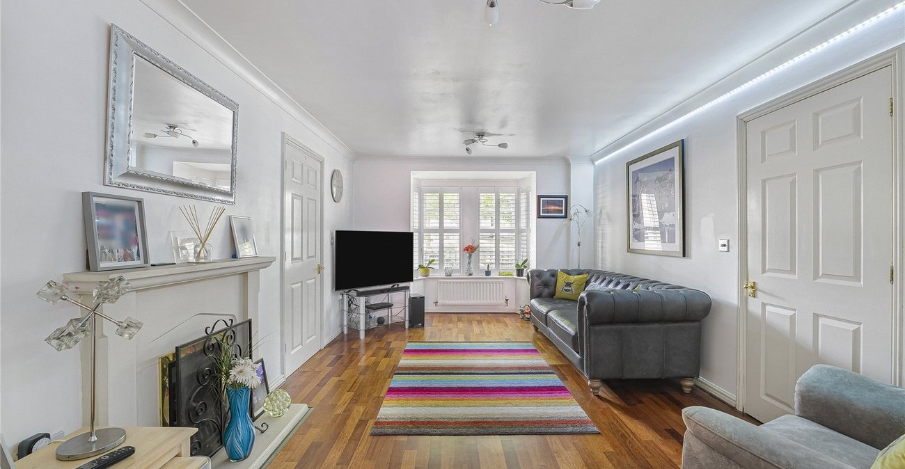3 bedroom house for sale in Greenhithe | Robinson Jackson