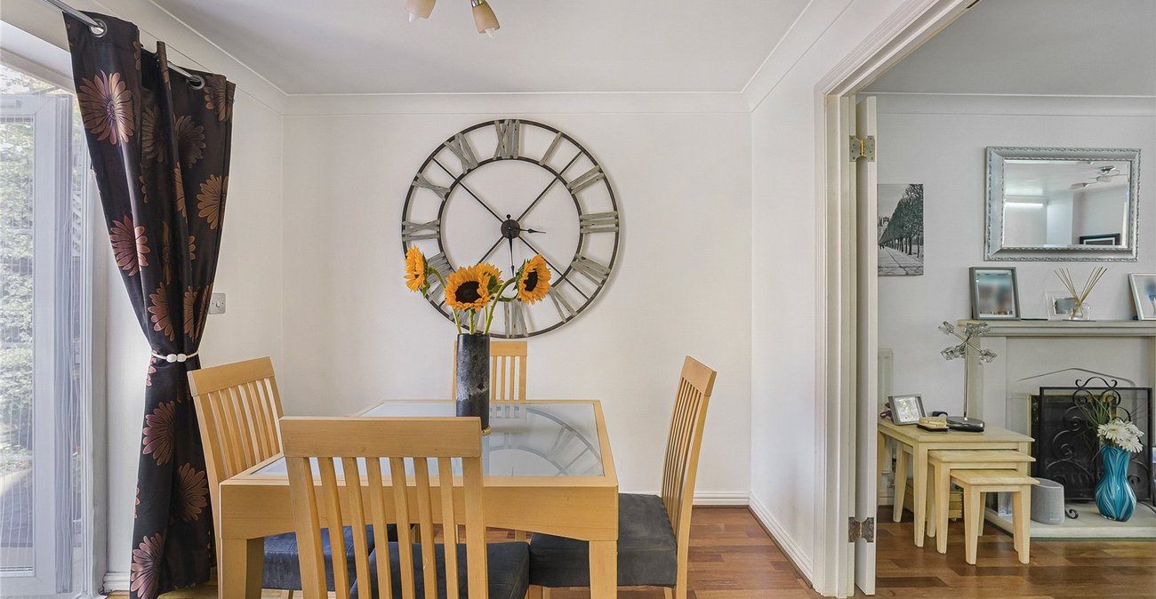 3 bedroom house for sale in Greenhithe | Robinson Jackson