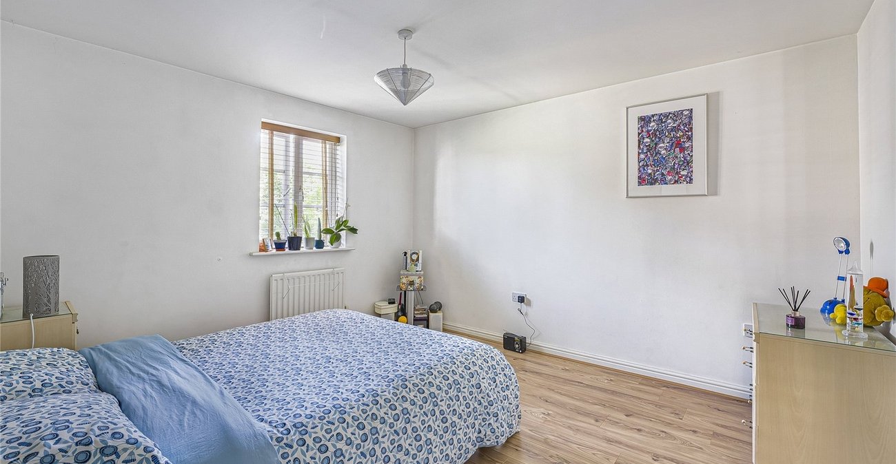 3 bedroom house for sale in Greenhithe | Robinson Jackson