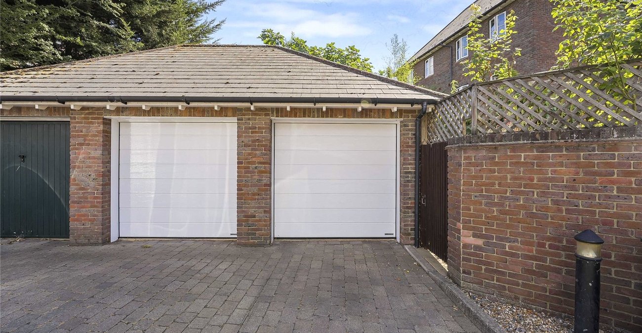3 bedroom house for sale in Greenhithe | Robinson Jackson