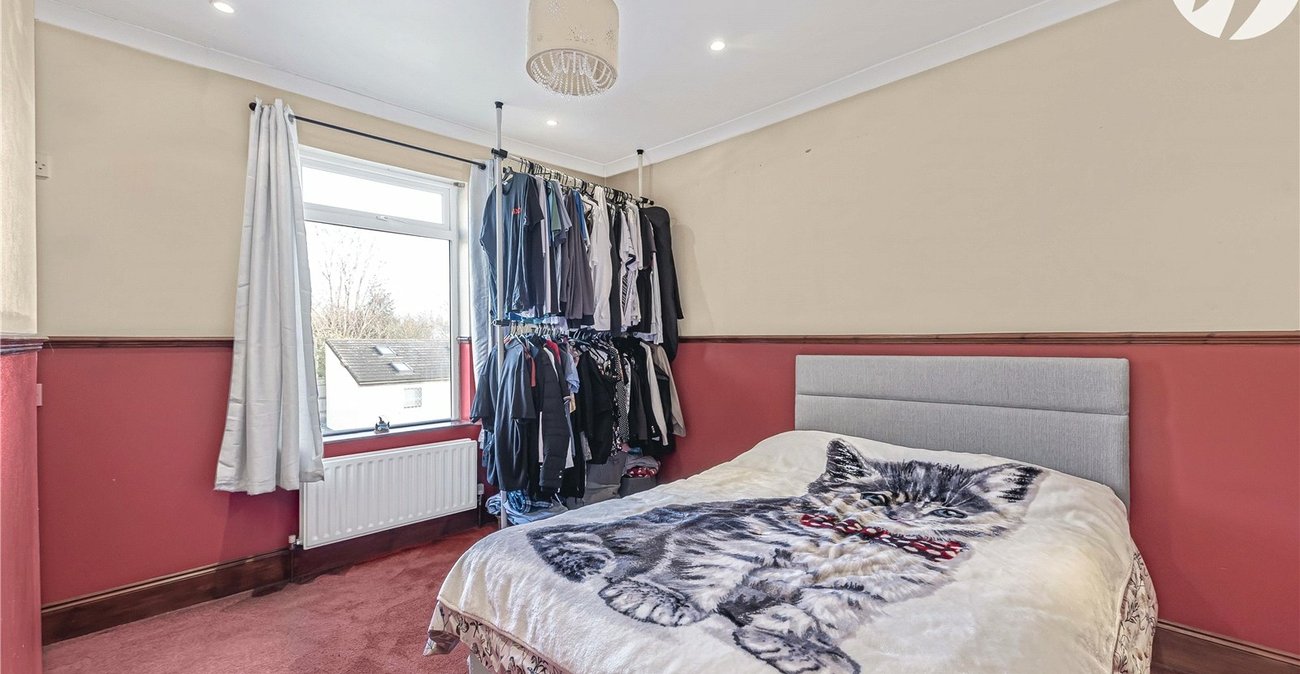 2 bedroom house for sale in Dartford | Robinson Jackson