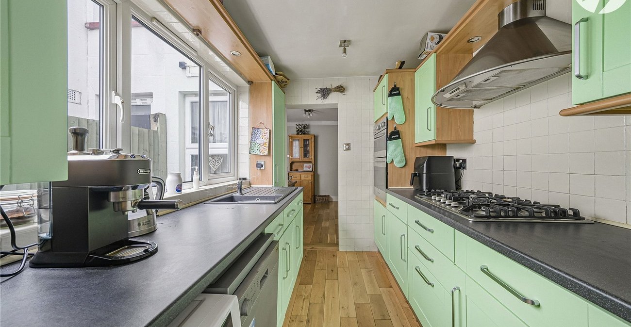 3 bedroom house for sale in Dartford | Robinson Jackson