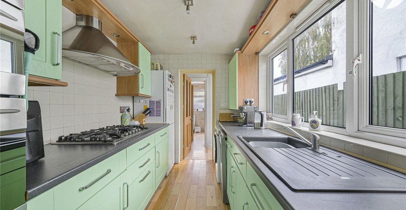 3 bedroom house for sale in Dartford | Robinson Jackson