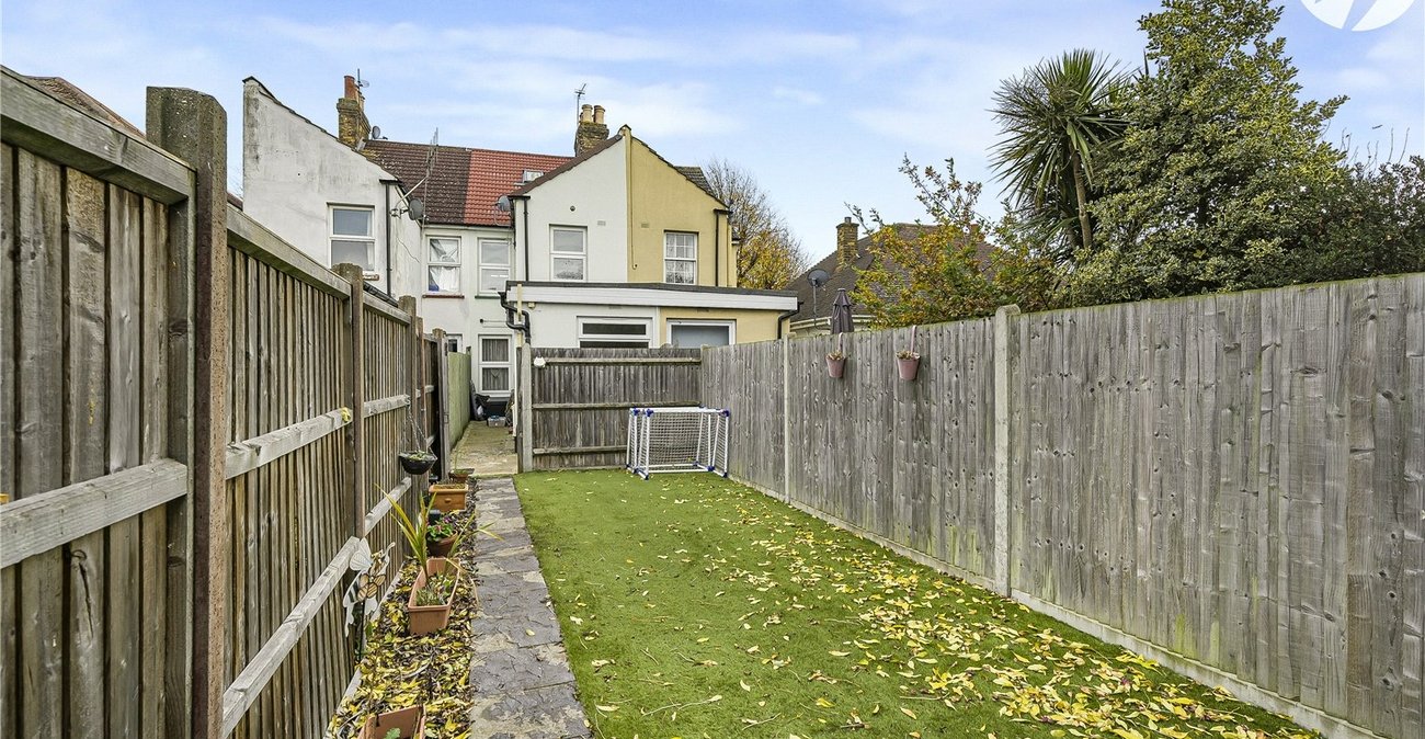 3 bedroom house for sale in Dartford | Robinson Jackson