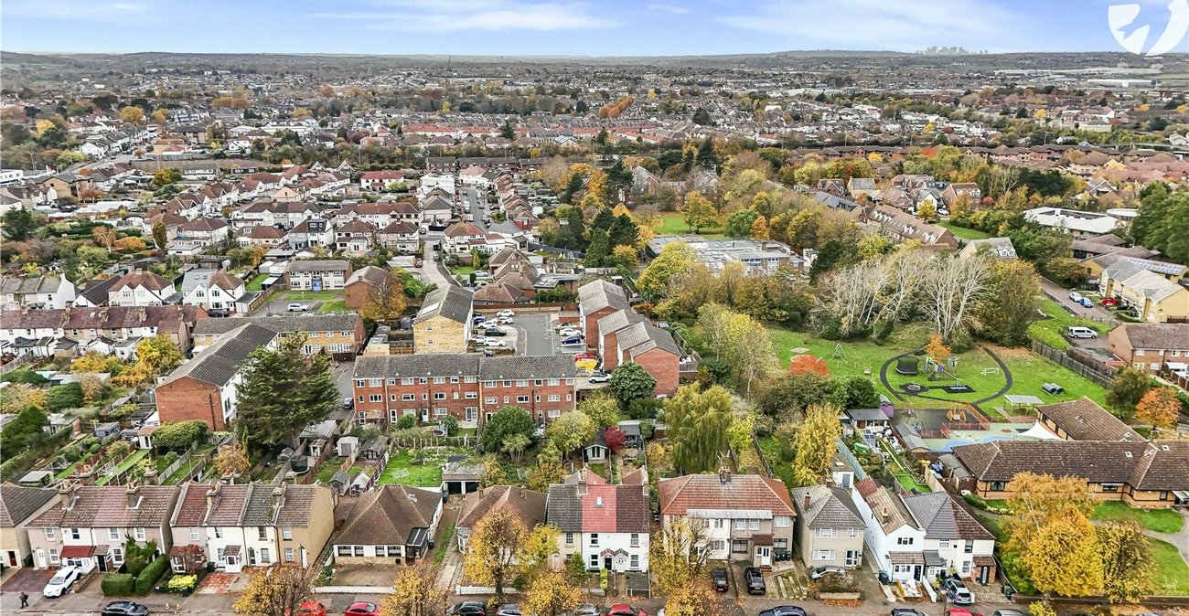 3 bedroom house for sale in Dartford | Robinson Jackson