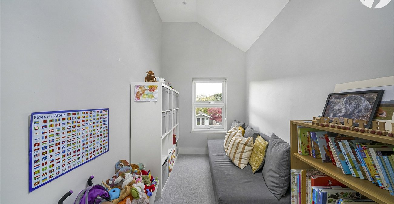 3 bedroom house for sale in Dartford | Robinson Jackson