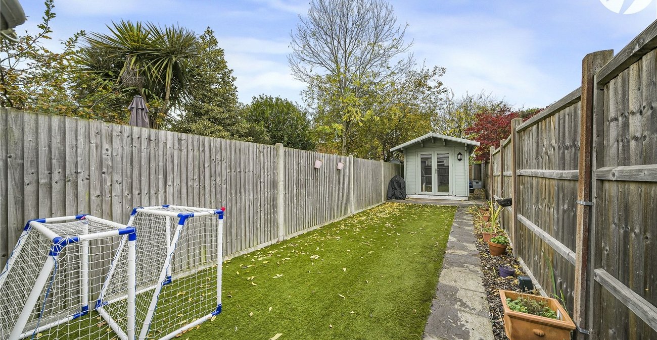 3 bedroom house for sale in Dartford | Robinson Jackson