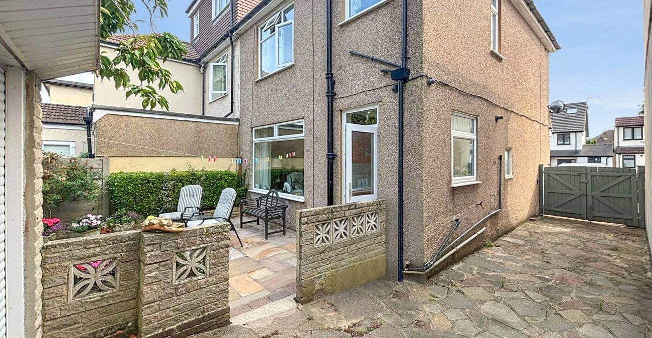 3 bedroom house for sale in Bexley | Robinson Jackson