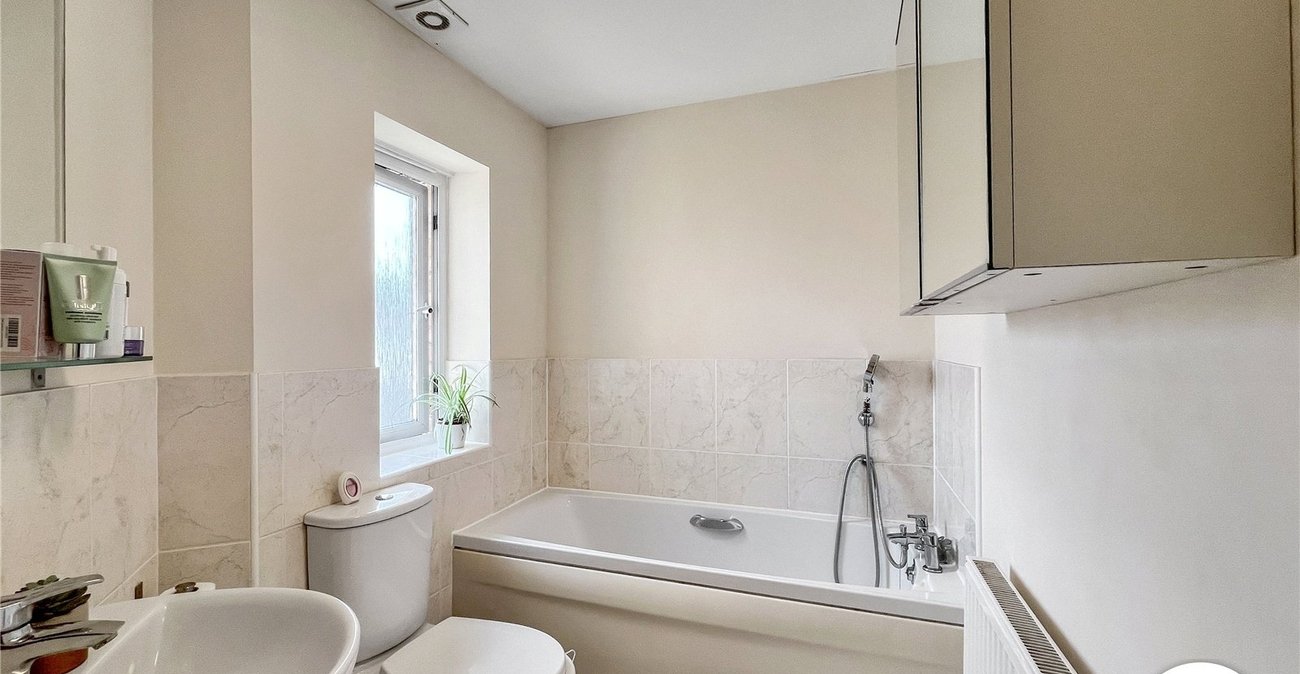 3 bedroom house for sale in Sittingbourne | Robinson Michael & Jackson