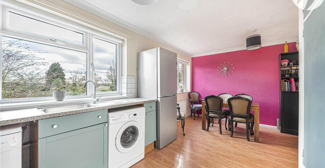 3 bedroom house for sale in Crayford | Robinson Jackson