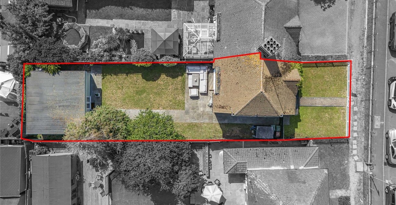 3 bedroom house for sale in Crayford | Robinson Jackson