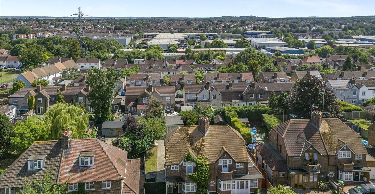 3 bedroom house for sale in Crayford | Robinson Jackson
