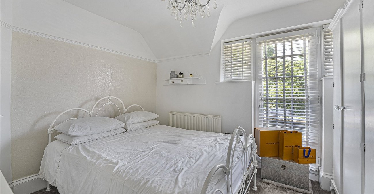 3 bedroom house for sale in Crayford | Robinson Jackson