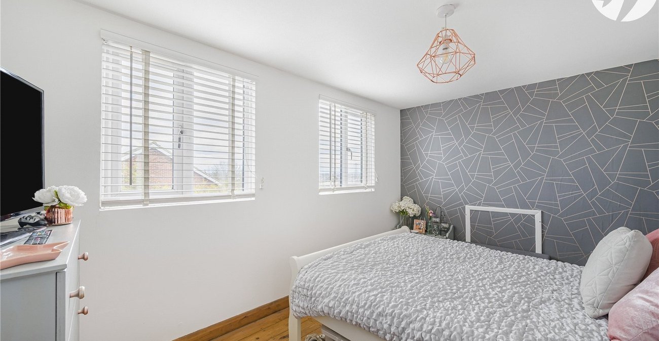 2 bedroom house for sale in Crayford | Robinson Jackson