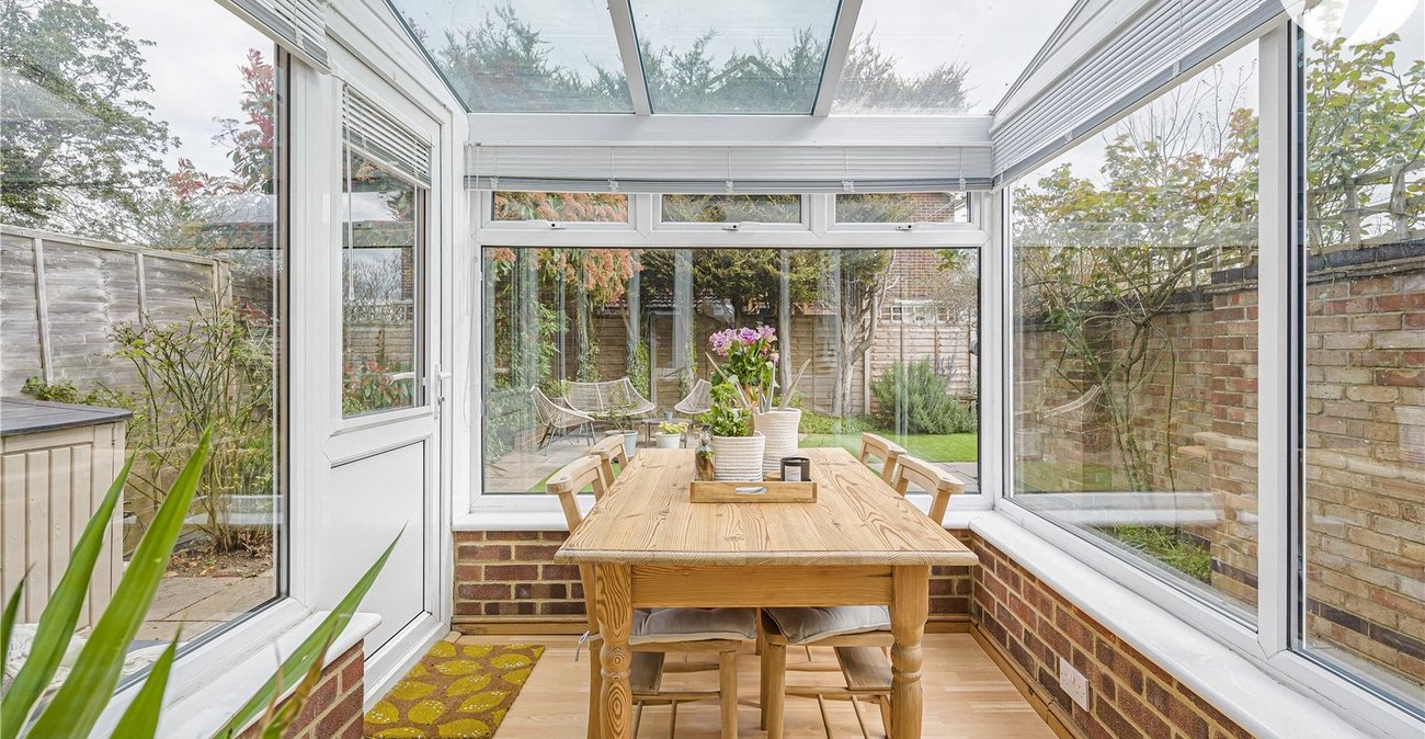 2 bedroom house for sale in Crayford | Robinson Jackson