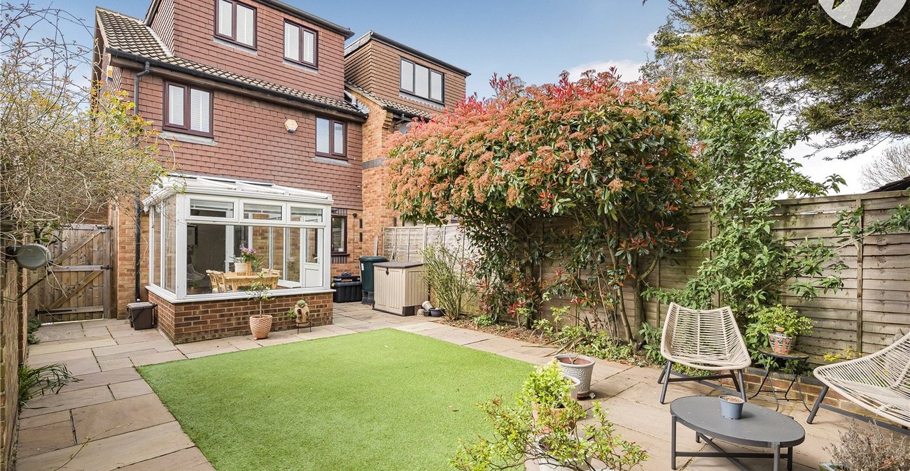 2 bedroom house for sale in Crayford | Robinson Jackson