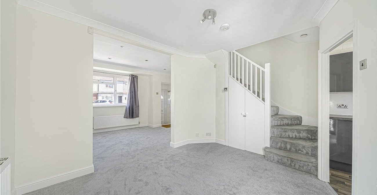 2 bedroom house for sale in Dartford | Robinson Jackson