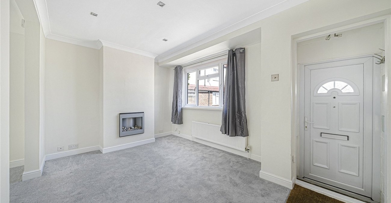 2 bedroom house for sale in Dartford | Robinson Jackson