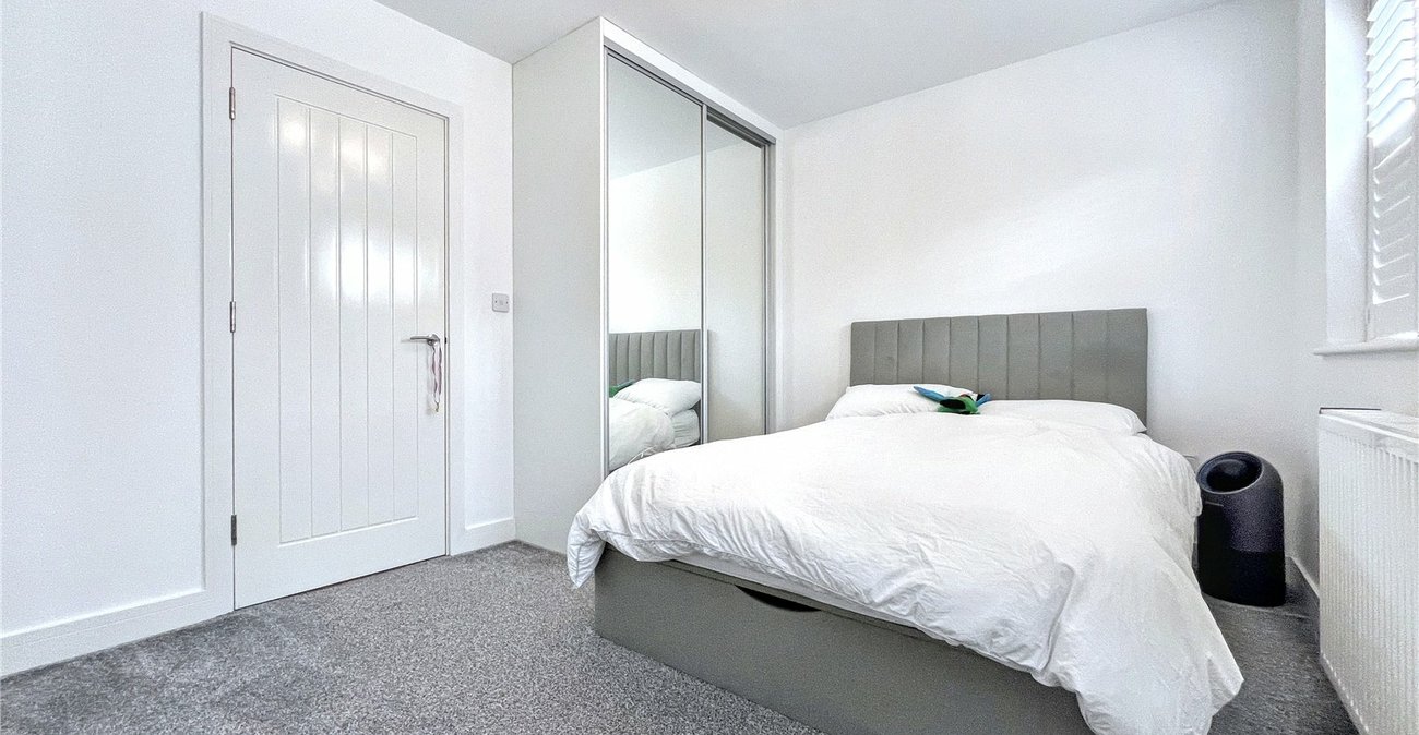 3 bedroom property for sale in Rainham | Robinson Michael & Jackson