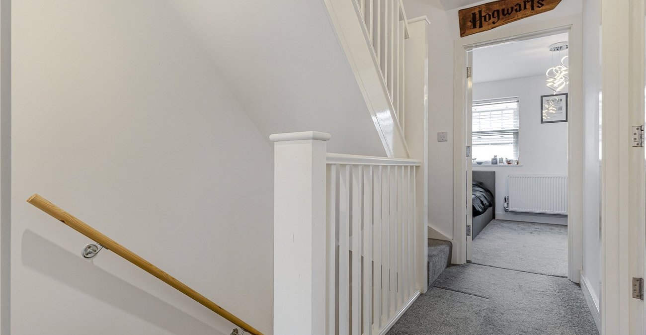 3 bedroom property for sale in Rainham | Robinson Michael & Jackson