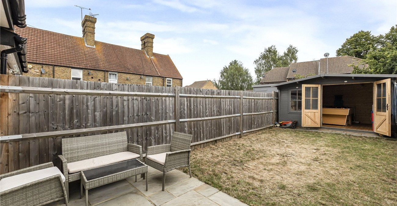 3 bedroom property for sale in Rainham | Robinson Michael & Jackson