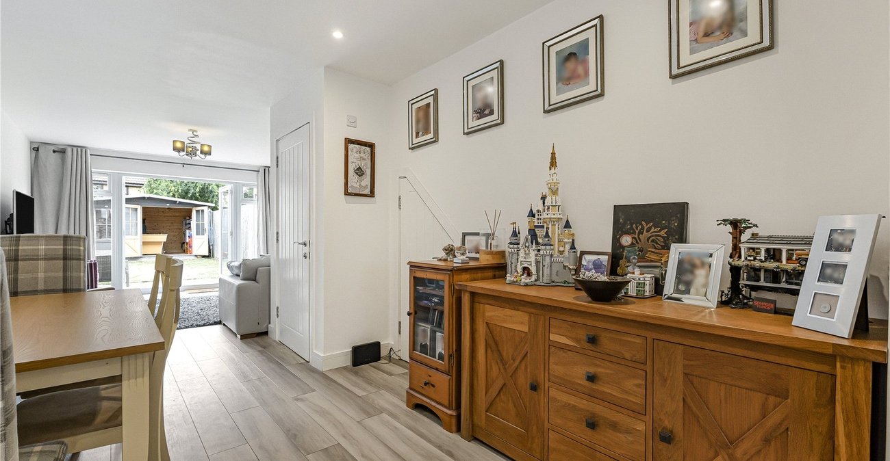 3 bedroom property for sale in Rainham | Robinson Michael & Jackson