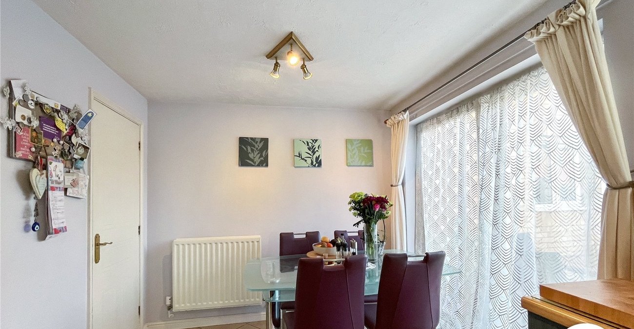 3 bedroom house for sale in Sittingbourne | Robinson Michael & Jackson